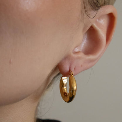 18k Gold Plated Classic Hoop Earrings - Waterproof & Timeless