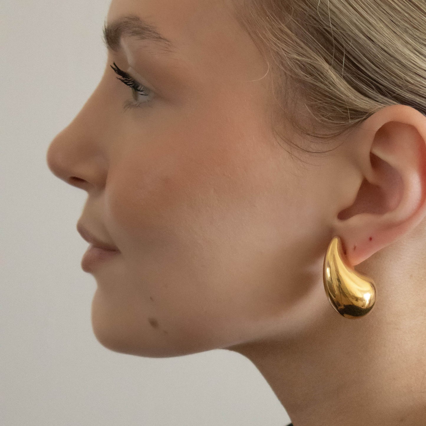 18K Gold Plated Trending Teardrop Earring