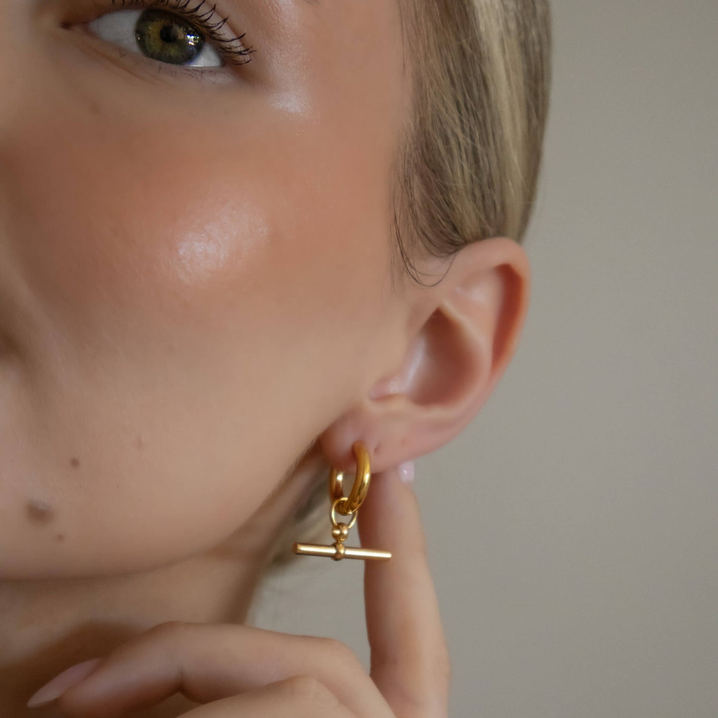 18k Gold Plated T-Bar Hoop Earrings