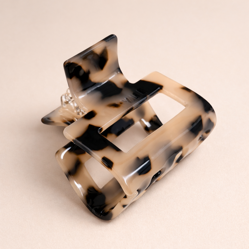 Small Dark Claw Clip