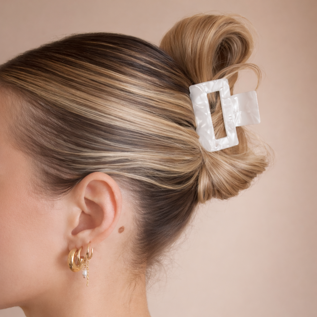 Small Light Claw Clip