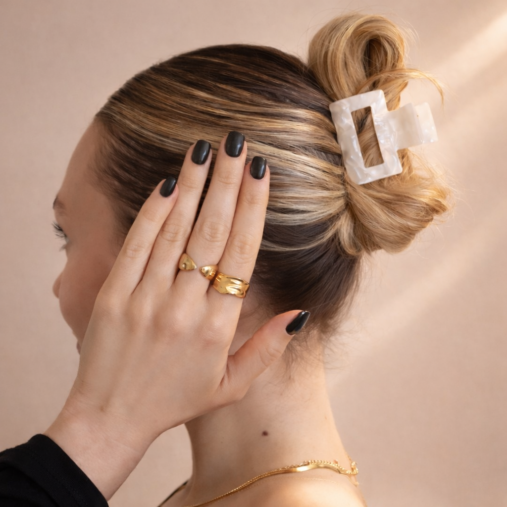 Small Light Claw Clip