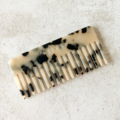 Wide Tooth Leopard Comb