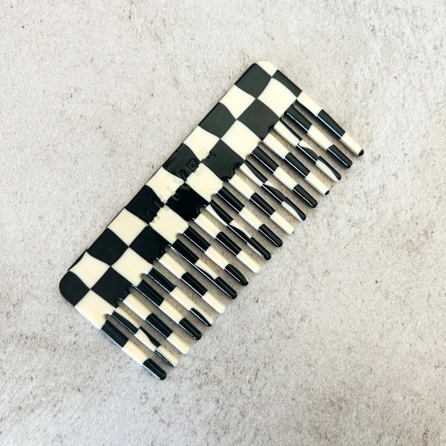 Wide Tooth Checkered Comb